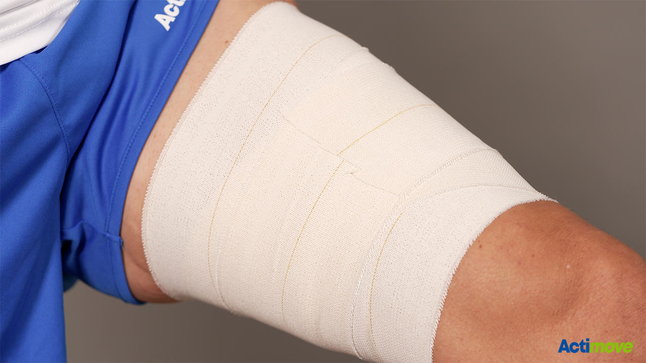 Come applicare il nastro EAB Sulla coscia per strappi muscolari o contusioni Come applicare il nastro EAB Sulla coscia per strappi muscolari o contusioni